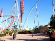 PortAventura sotmet el Dragon Khan a la intervenció de manteniment més important dels seus 30 anys de vida