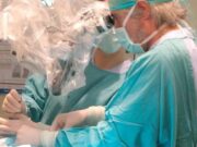 En els tumors cerebrals, preservar la funció neurològica és clau juntament amb l’extirpació